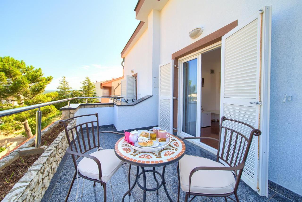 Bed&Breakfast Lucija Bed & Breakfast Punat Exterior photo