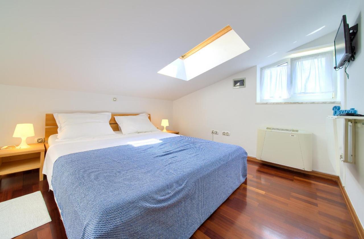 Bed&Breakfast Lucija Bed & Breakfast Punat Exterior photo