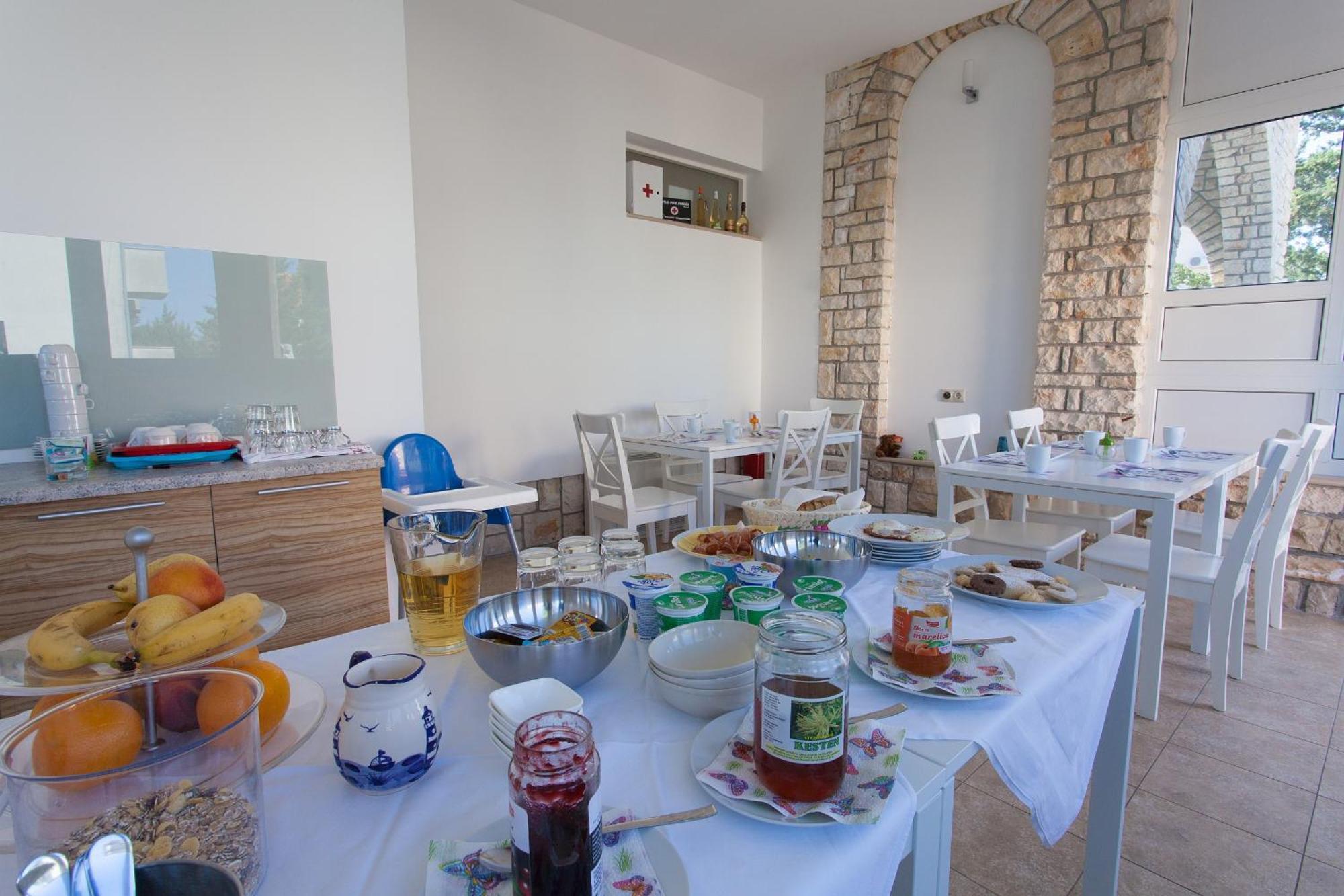 Bed&Breakfast Lucija Bed & Breakfast Punat Exterior photo